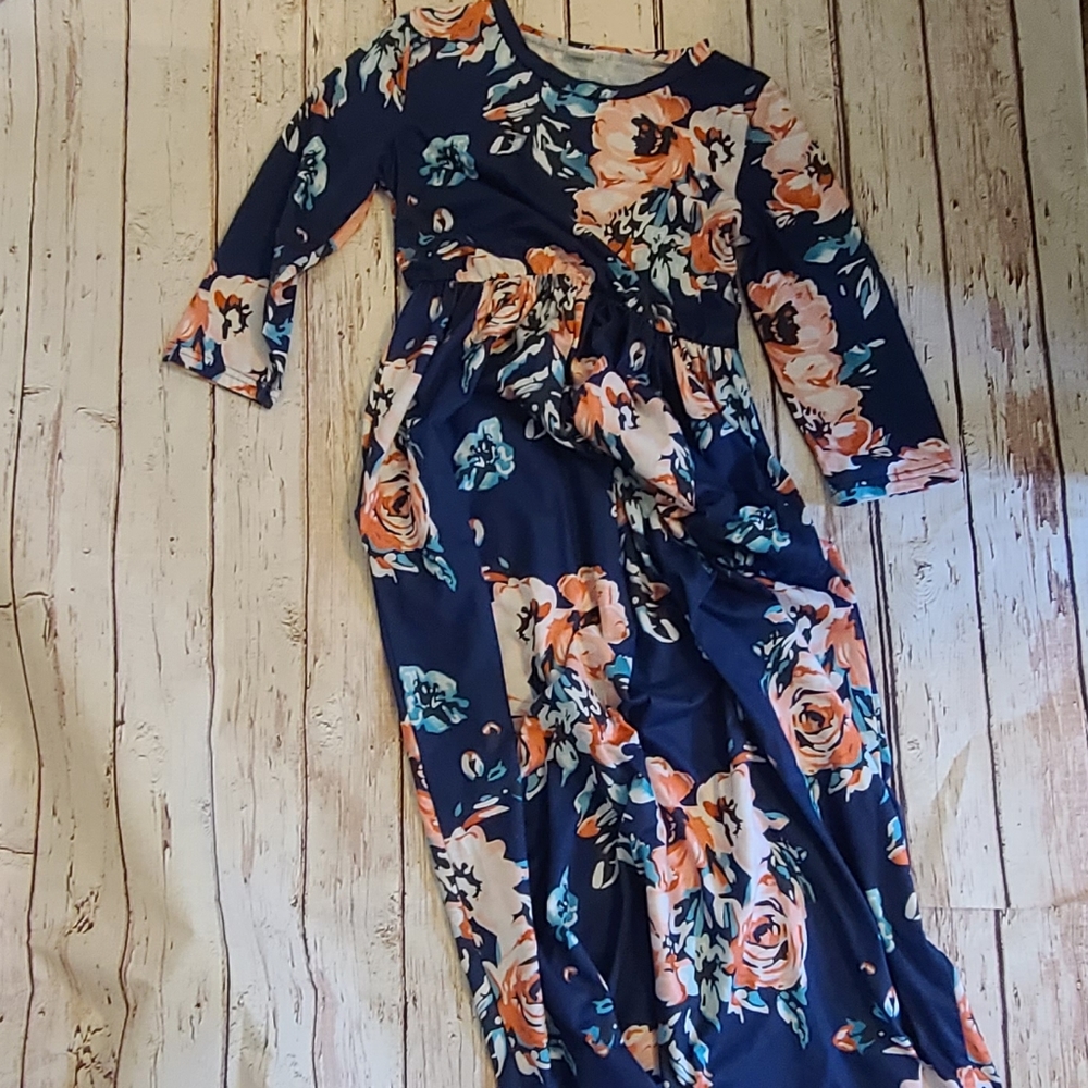 Girl's size 12 Floor Length Navy Floral Dress with Pockets